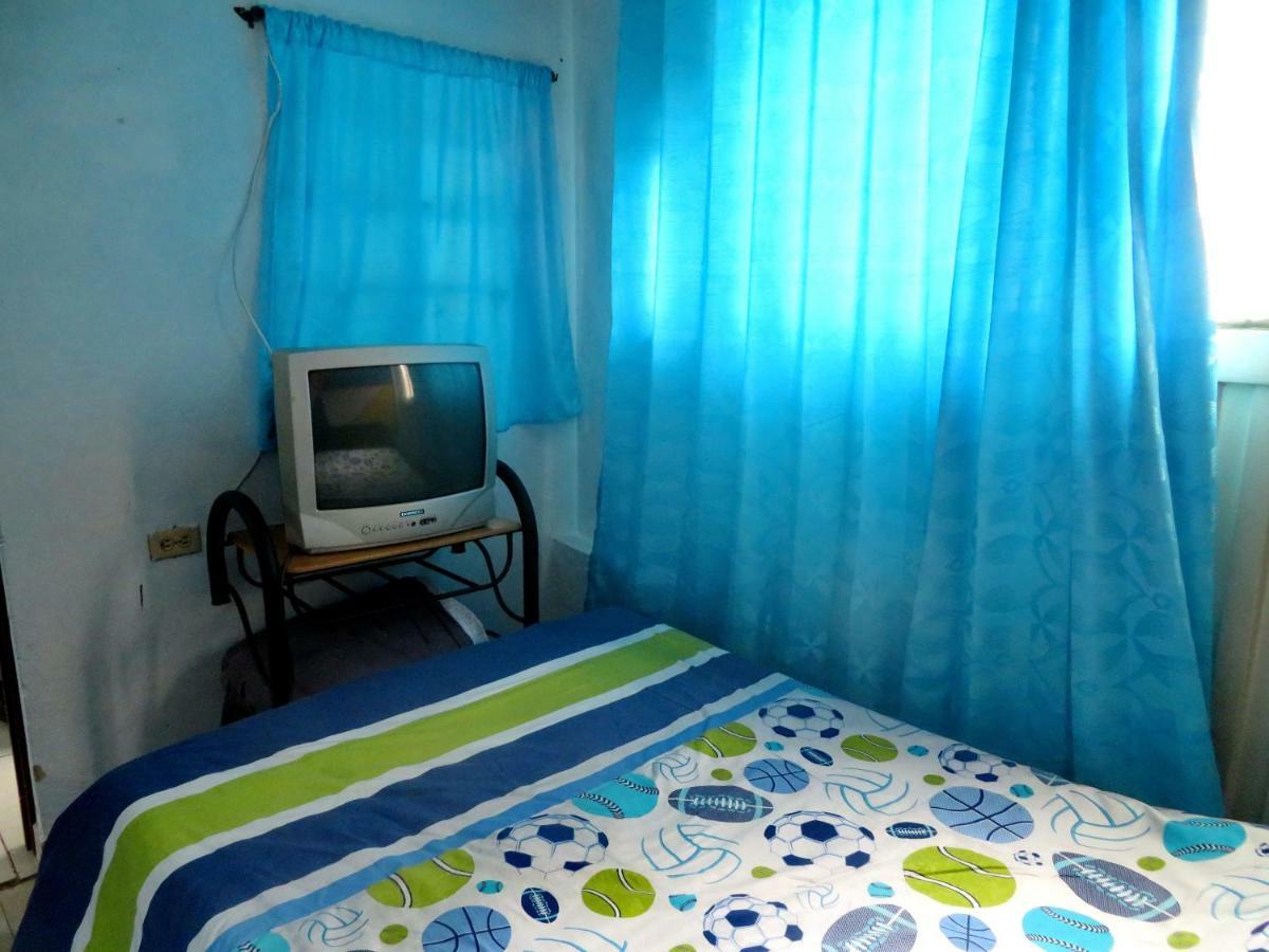 Okar Hostel - Bogota Airport Esterno foto